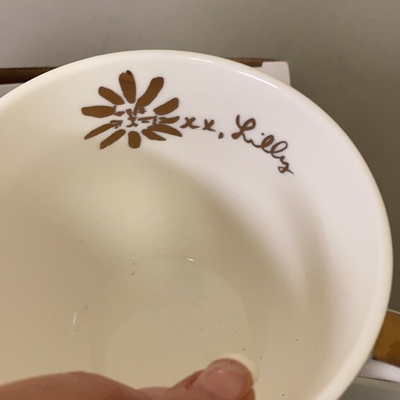 Lilly Pulitzer Set of 2 Coffee Mugs - Picture 2 of 5